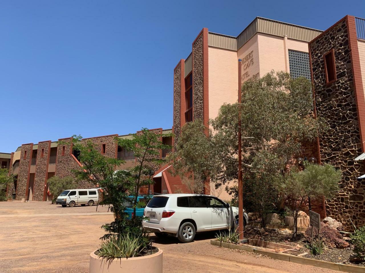 Desert Cave Hotel Coober Pedy Exterior foto