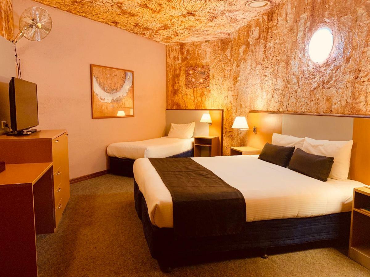 Desert Cave Hotel Coober Pedy Exterior foto